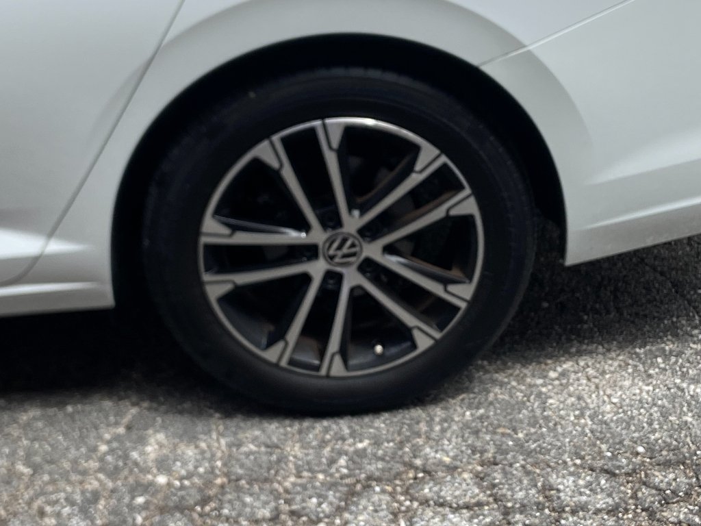 Used 2023 Pure White Volkswagen Sport image 18
