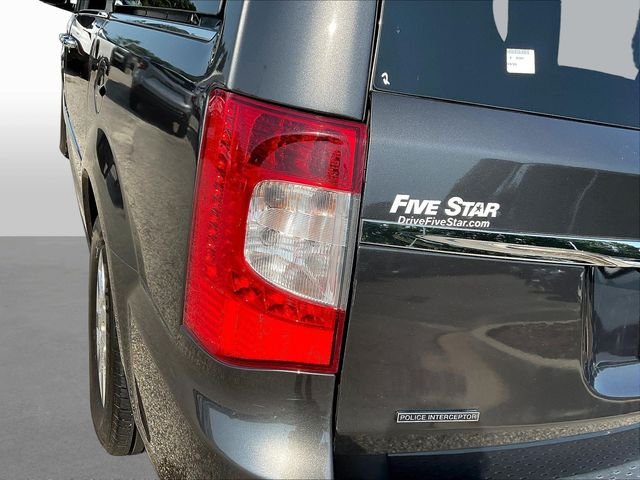 Used 2016 Gray Chrysler Touring image 25