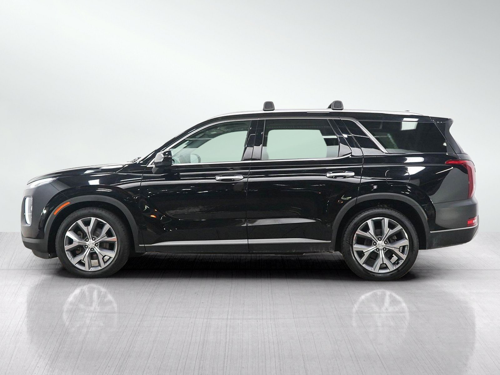 Certified 2020 Hyundai Palisade SEL with VIN KM8R4DHE0LU105049 for sale in Minneapolis, Minnesota
