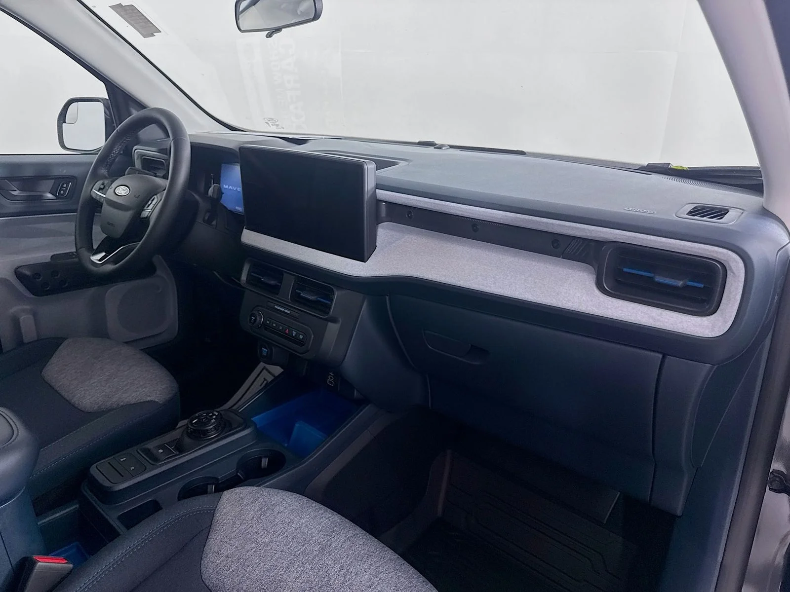 Certified Used 2025 Gray Ford XLT image 26