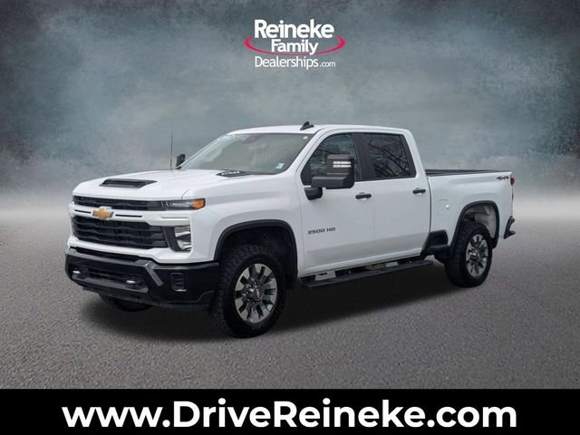 2024 Chevrolet Silverado HD Custom 4WD Crew Cab Standard Box's photo