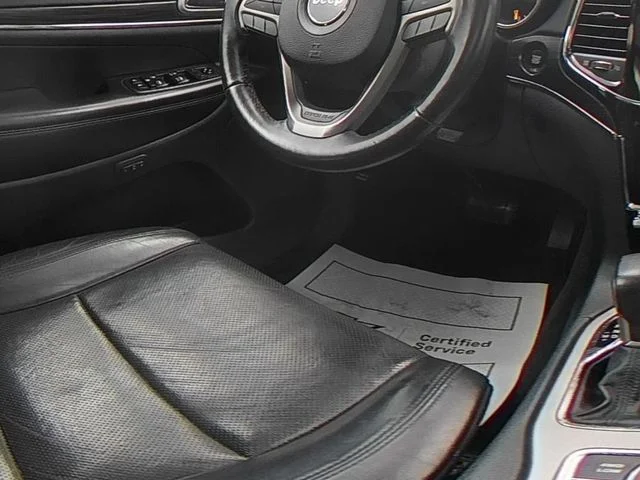 Used 2019 White Jeep Limited image 38