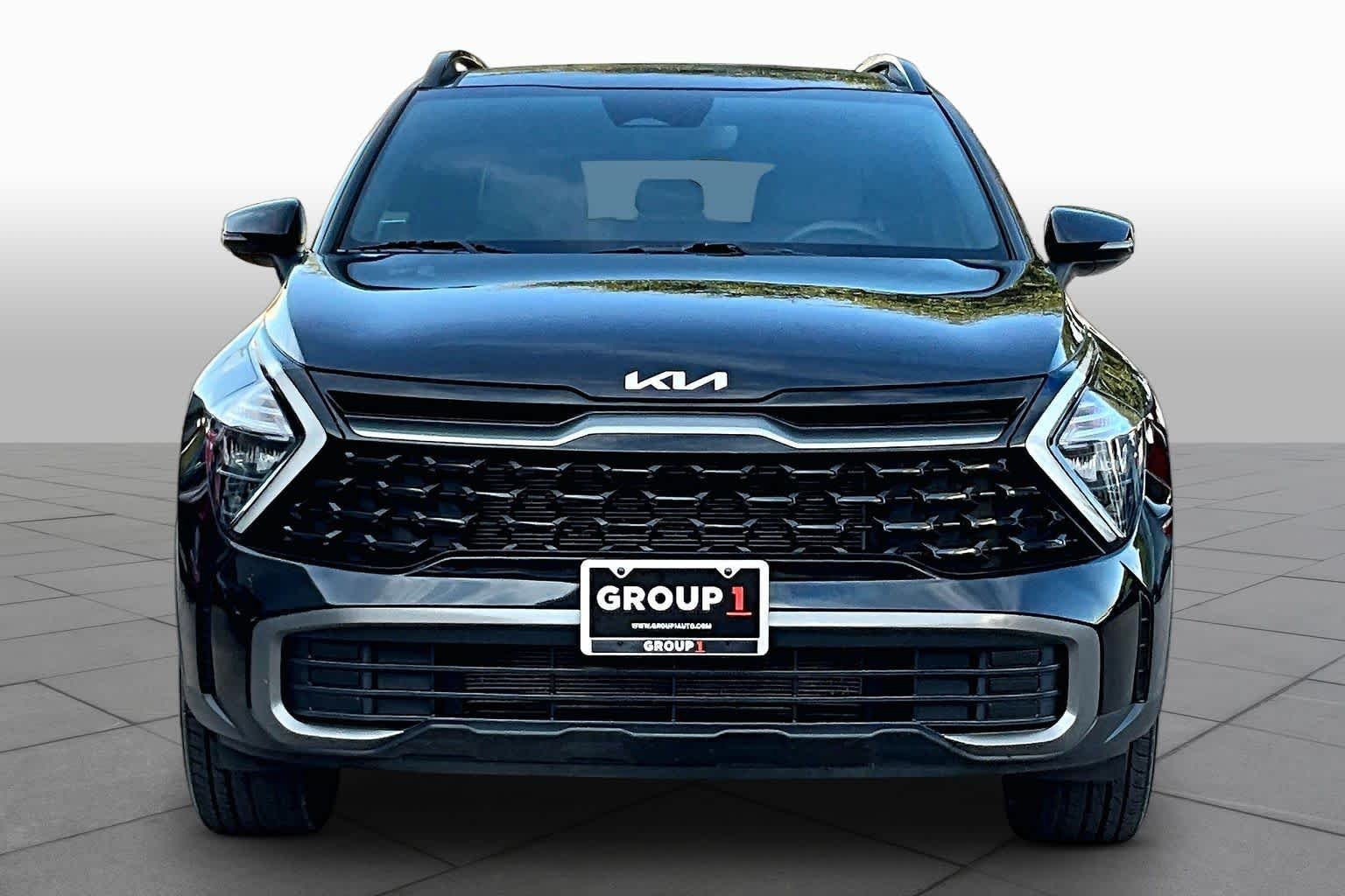 Pre-Owned 2023 Kia Sportage X-Line