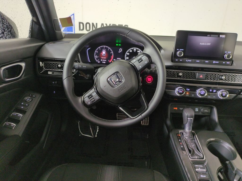 2025 Honda Civic Hatchback Sport - Photo 17