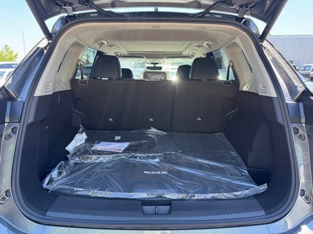 New 2026 Gray Nissan Dark Armor image 36