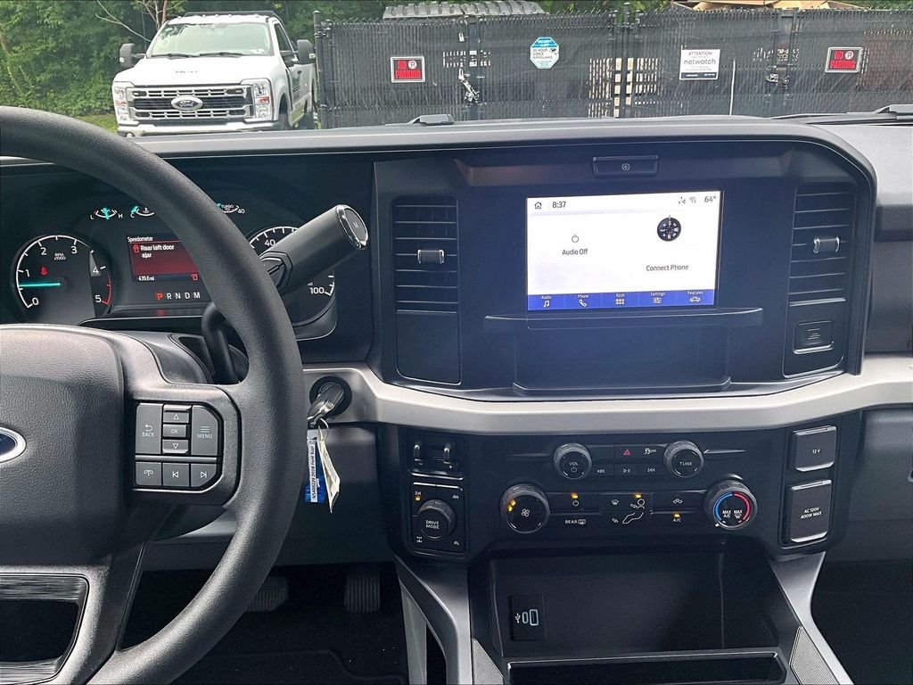 New 2026 Avalanche Ford XLT image 8