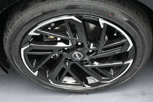 New 2027 Black Nissan SR image 30