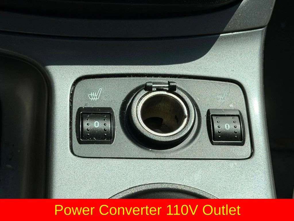Used 2016 Silver Ford SE image 29