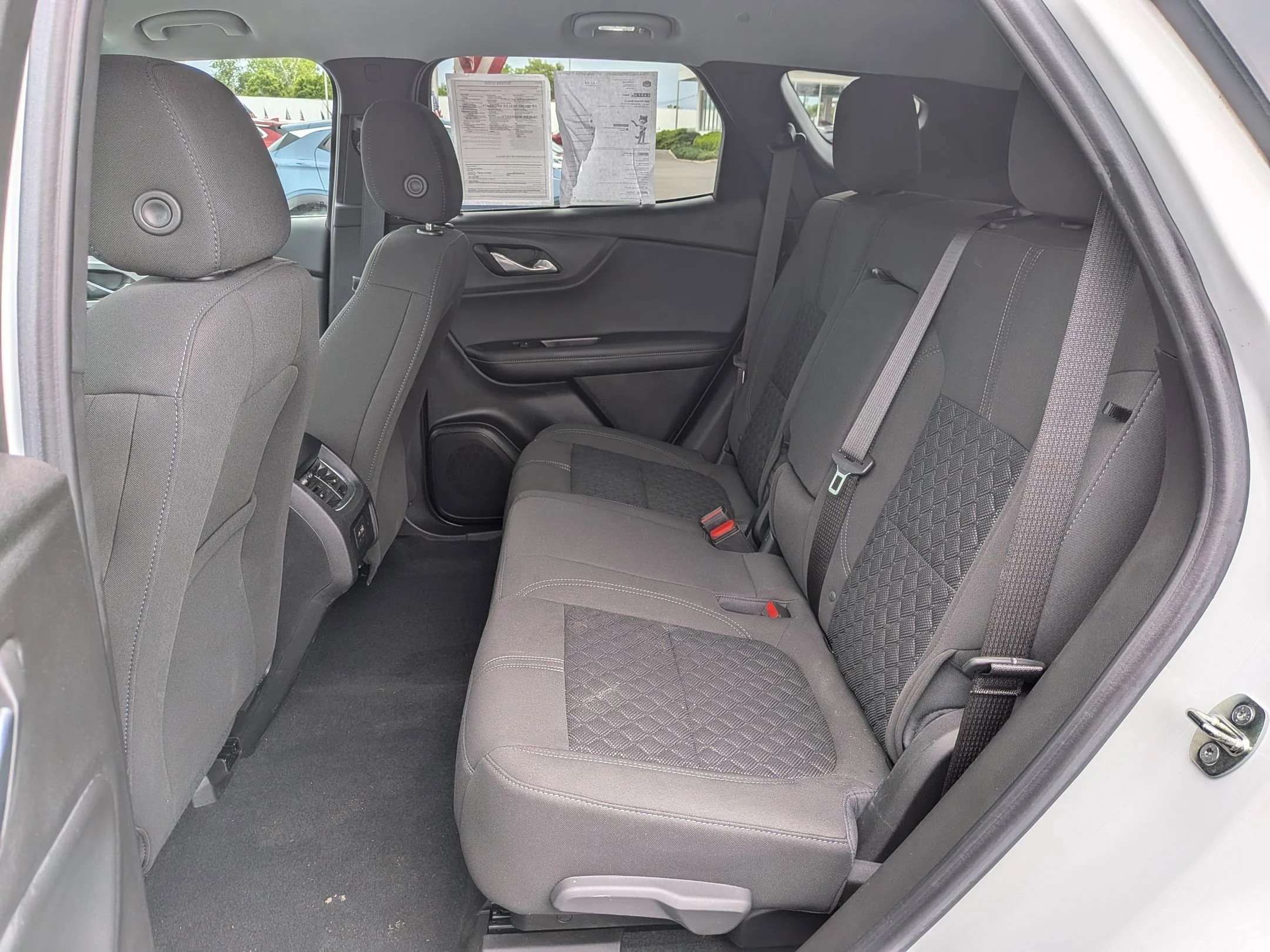 Used 2022 Summit White Chevrolet LT image 24