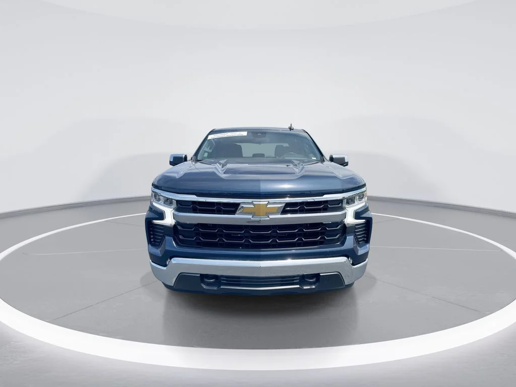 Used 2023 Blue Chevrolet LT image 3