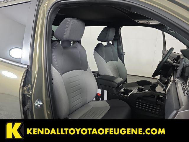 Certified Used 2025 OXIDE BRONZE ME. Toyota  image 20