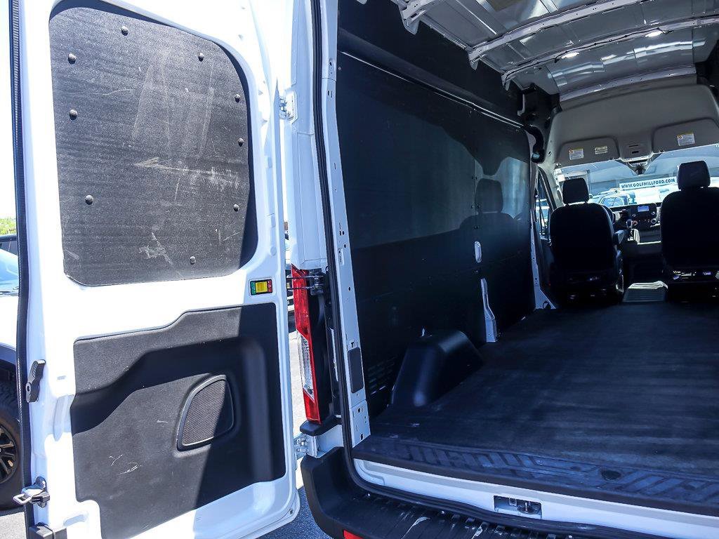 Used 2025 White Ford Base image 24