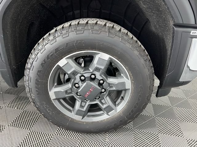 New 2026 Onyx Black GMC SLT image 50