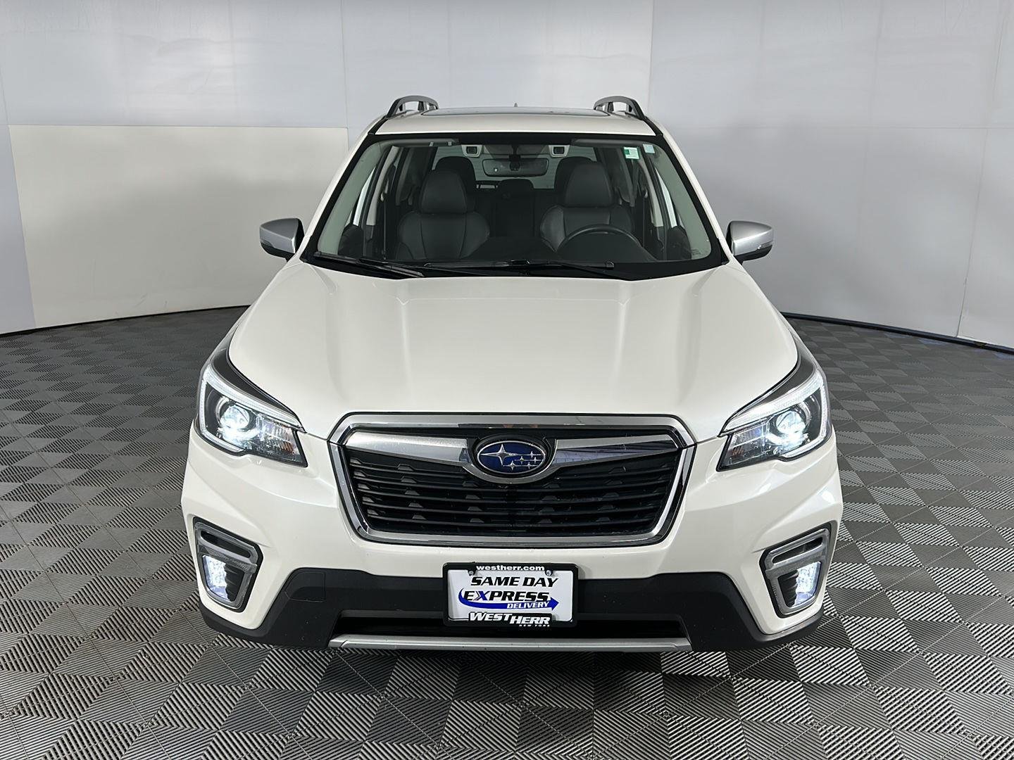Used 2020 Crystal White Pearl Subaru Touring image 2
