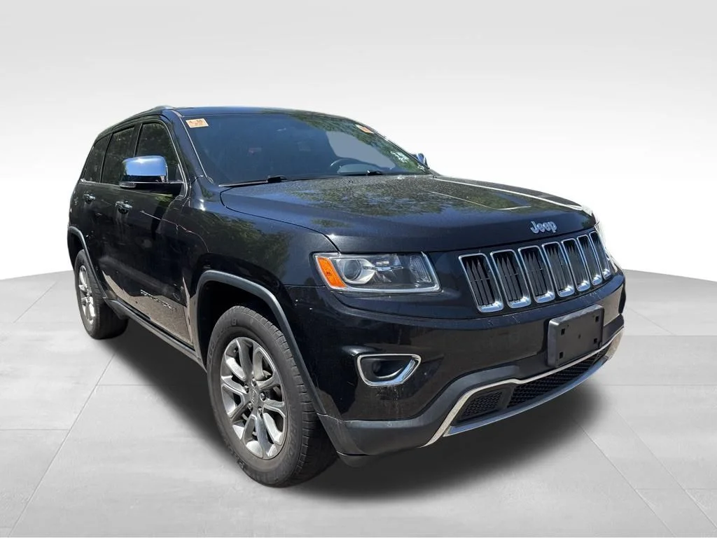 Used 2015 Black Jeep Limited image 10