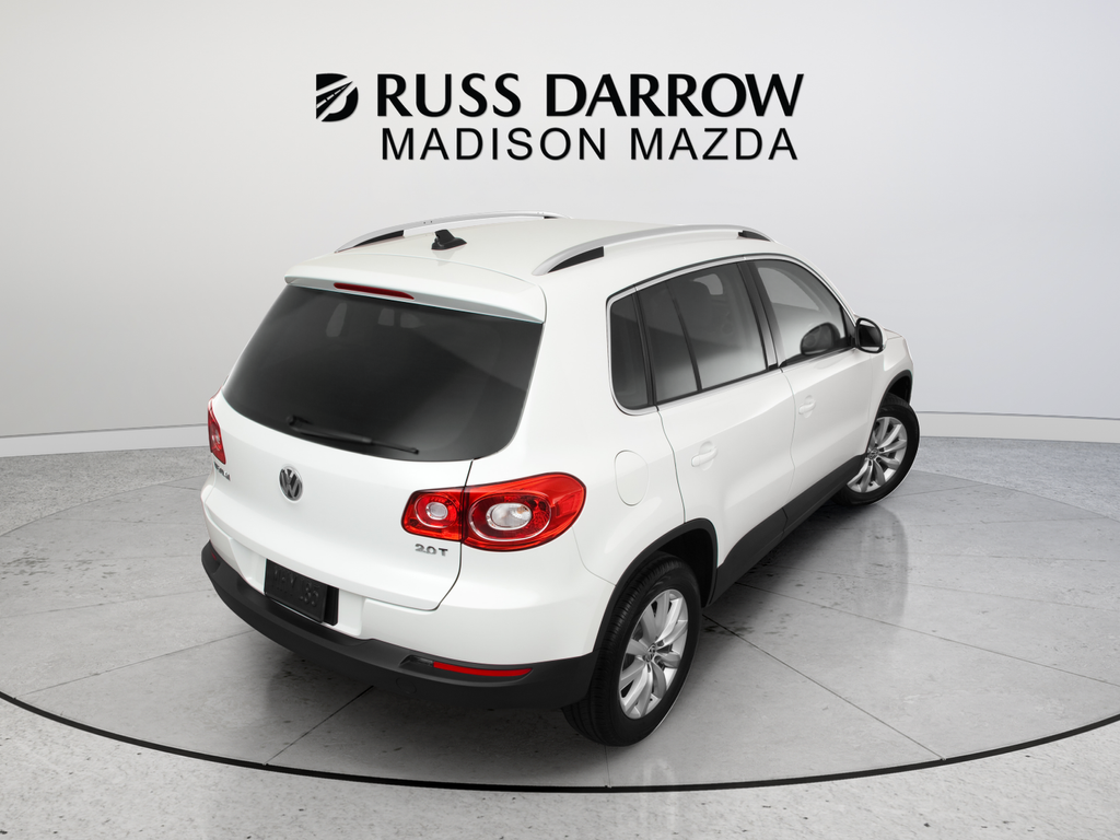 Used 2011 White Volkswagen S image 4