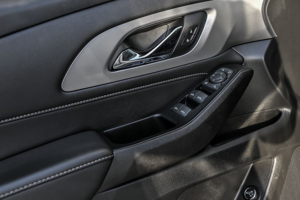 Used 2023 White Chevrolet LT Leather image 13