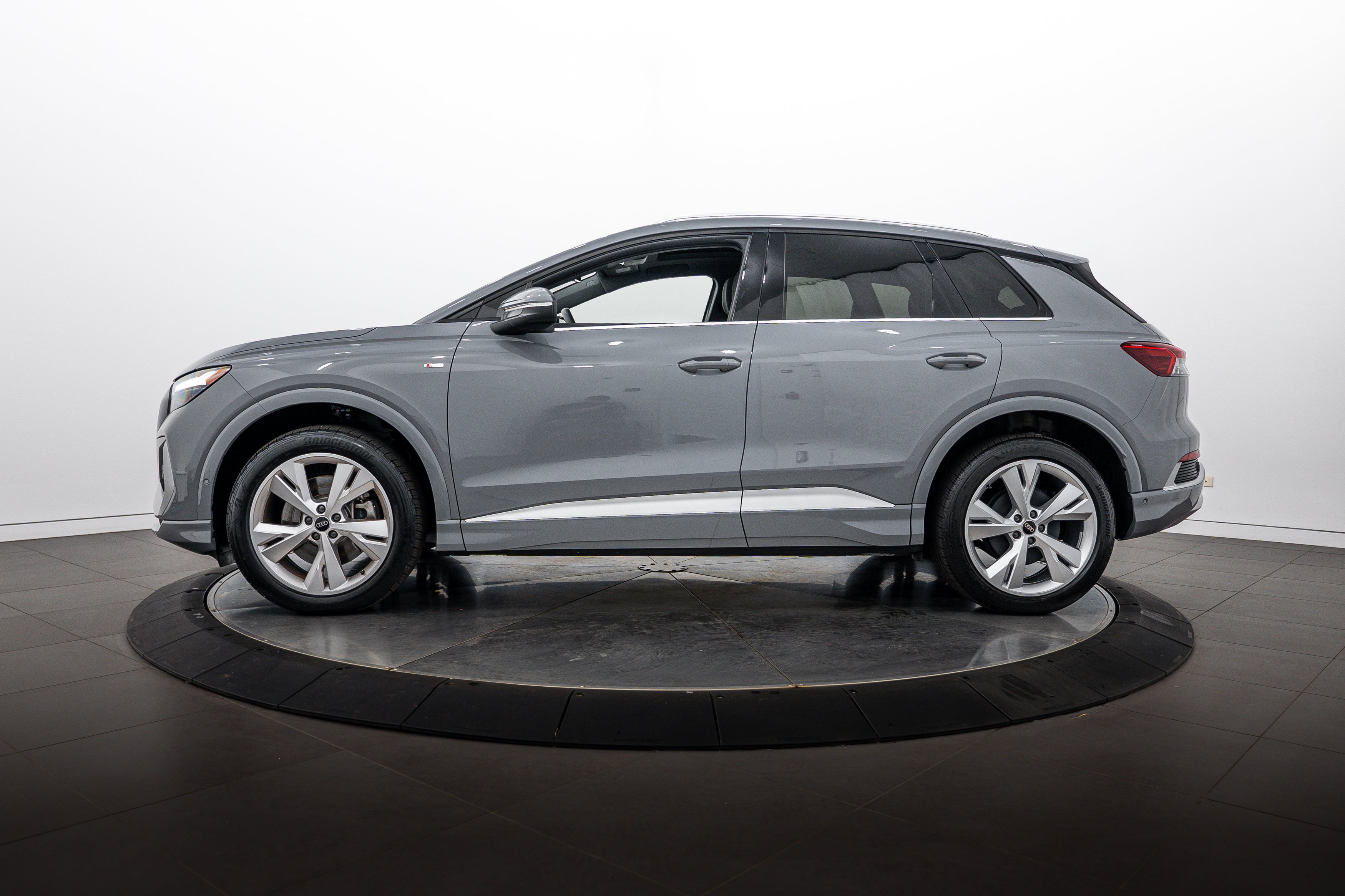 Certified Used 2023 Pebble Gray Audi Premium Plus image 6