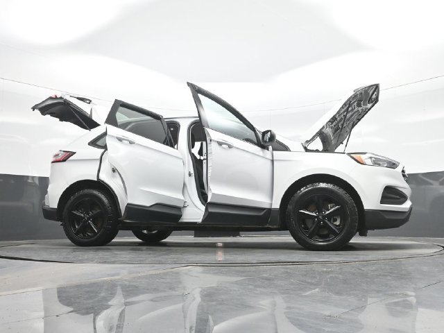 2022 Ford Edge SE - Photo 31