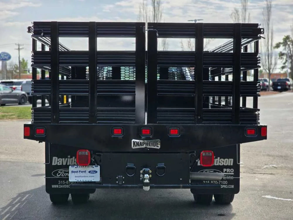 2025 Ford F-550 Super Duty Chassis Cab XL - Photo 35