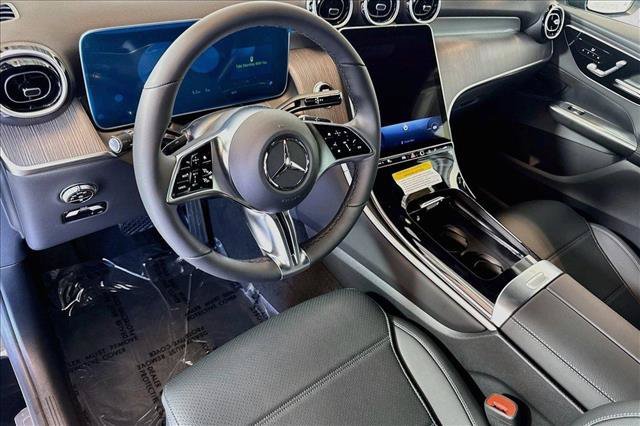 New 2026 Black Mercedes-Benz GLC 300 image 39
