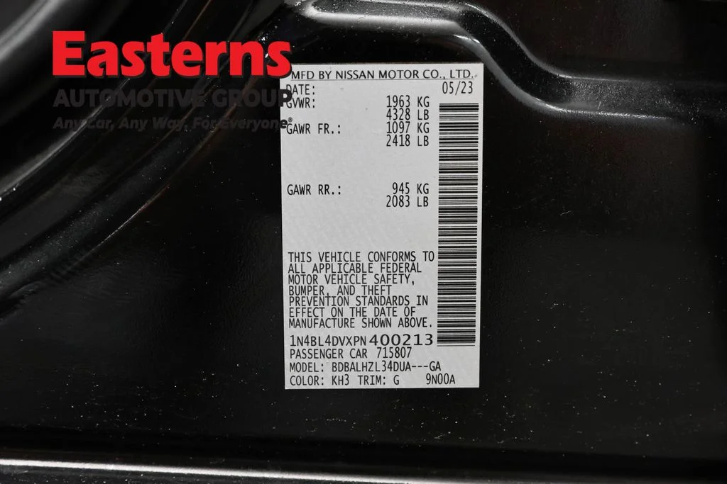 Used 2023 Black Nissan 2.5 SV image 35