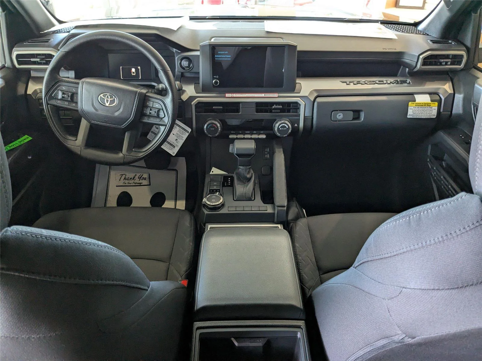 2025 Toyota Tacoma SR5 - Photo 7