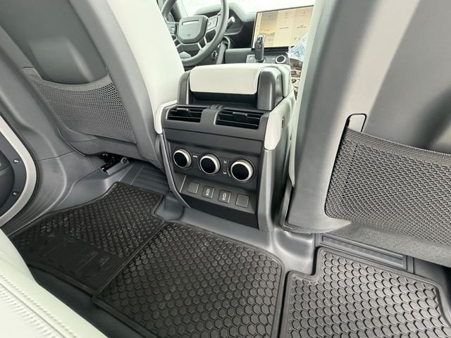 New 2026 Borasco Grey Land Rover X-Dynamic SE image 17