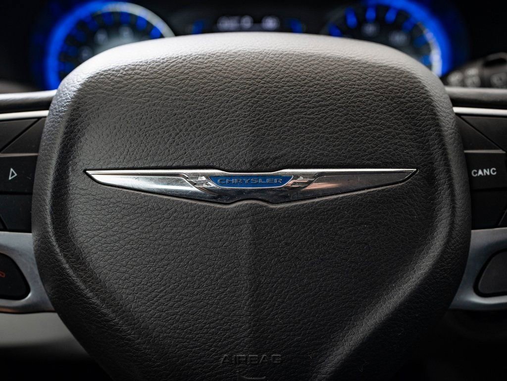 2019 Chrysler Pacifica Touring L - Photo 23