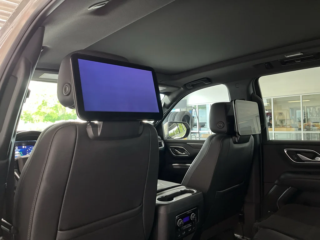 Used 2022 Empire Beige Metallic Chevrolet Z71 image 17