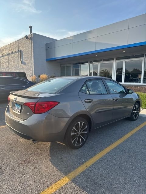 Used 2019 Gray Toyota SE image 3