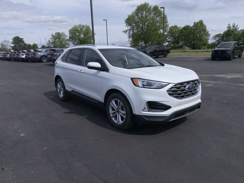 2020 Ford Edge SEL AWD's photo