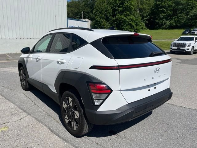 Used 2024 White Hyundai SEL image 8