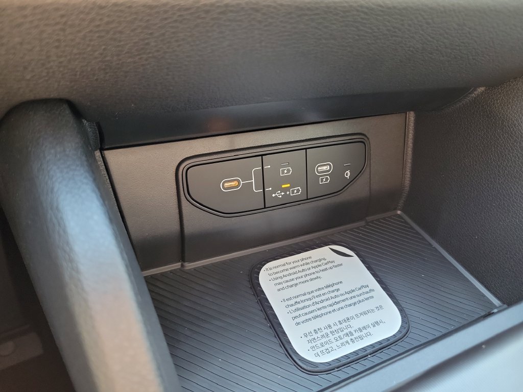 New 2026 Glacial White Pearl Kia EX image 35