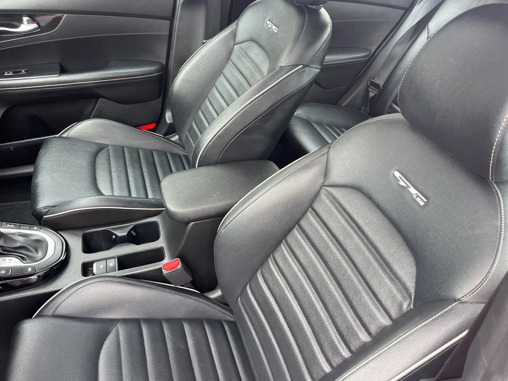 Used 2023 Fire Kia GT-Line image 11
