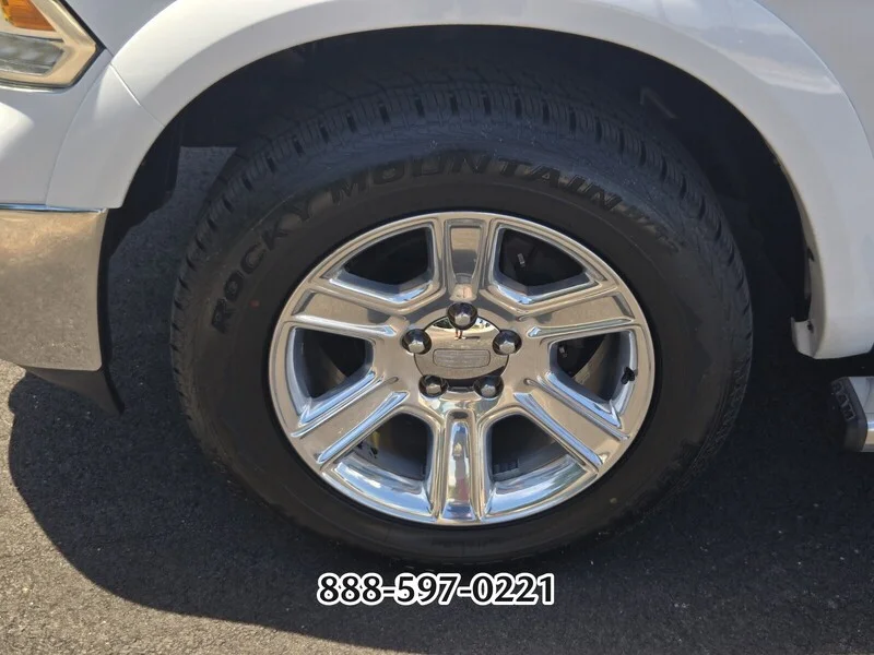 Used 2016 Bright White Clearcoat RAM LARAMIE LONGHORN image 20