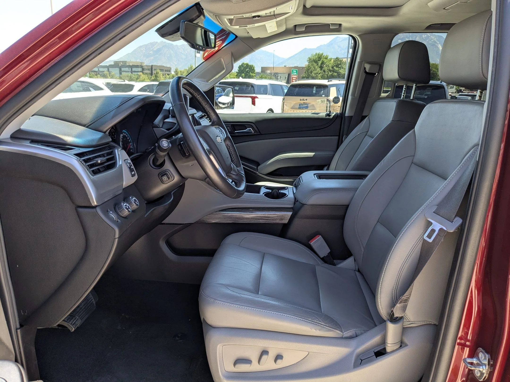 Used 2017 Siren Red Tintcoat Chevrolet LT image 25