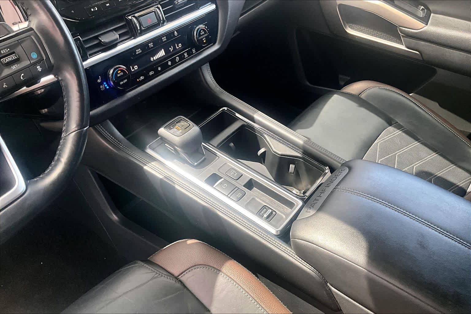 Certified Used 2023 Solid Gray/Super Black Nissan Platinum image 17