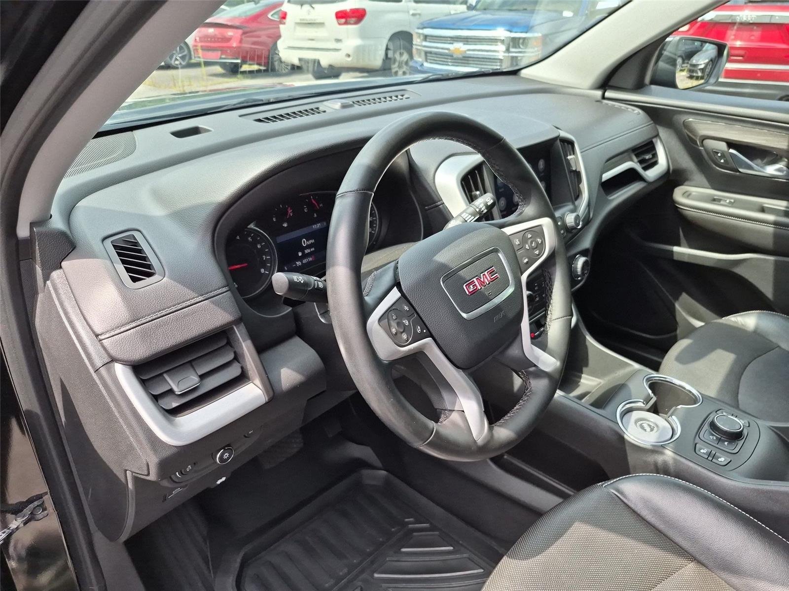 Used 2023 Ebony Twilight Metallic GMC SLT image 19