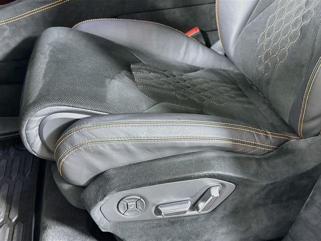 Used 2023 Gray Lamborghini Performante image 22