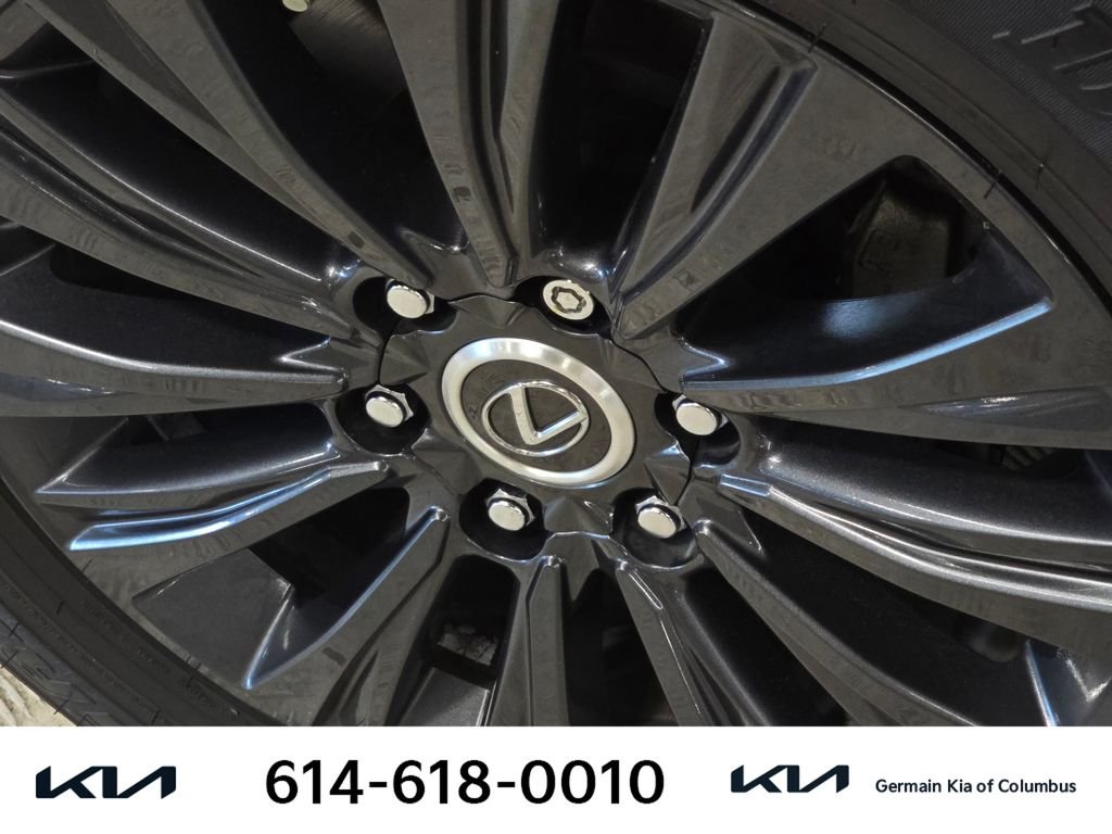 Used 2022 Black Lexus 460 image 12