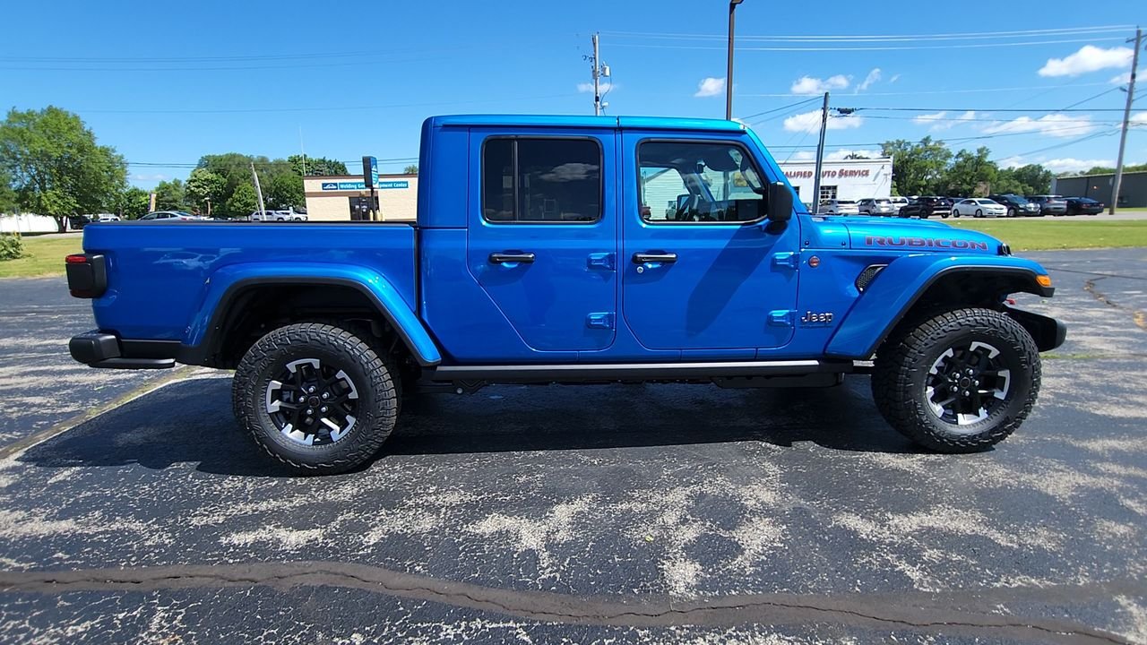 New 2026 Hydro Blue Pearl-Coat Exterior Paint Jeep Rubicon image 9