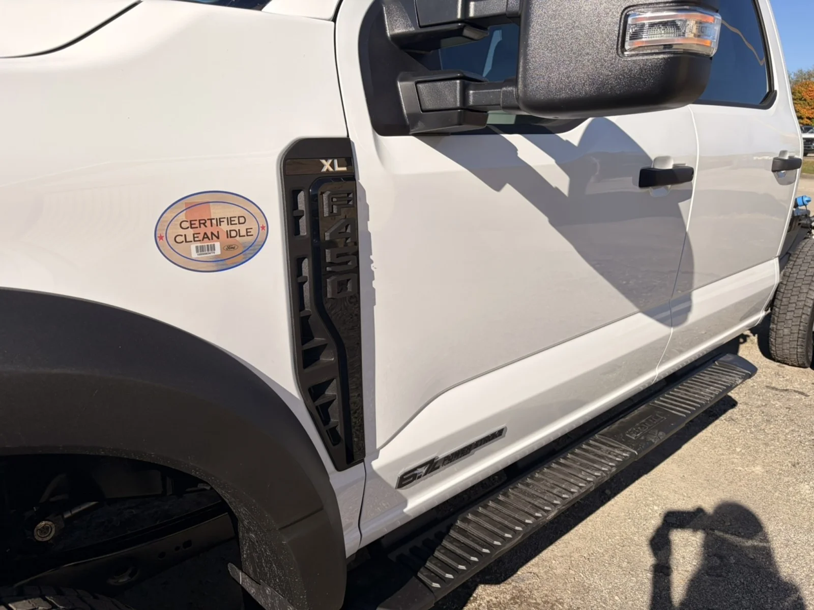 New 2027 Oxford White Ford XL image 29