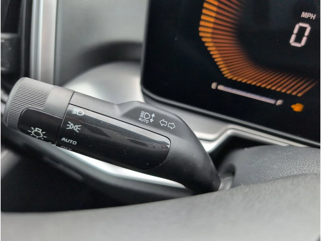 New 2026 Wolf Gray Kia S image 27