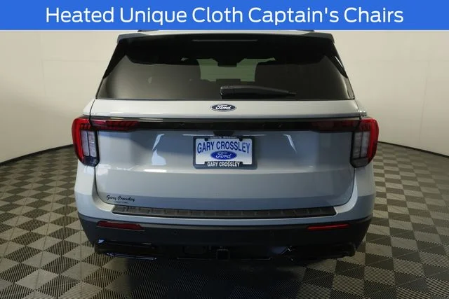 New 2027 Avalanche Gray Ford ST-Line image 17