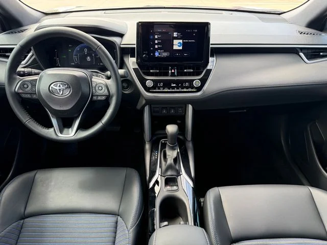 Used 2025  Toyota Hybrid XSE image 22