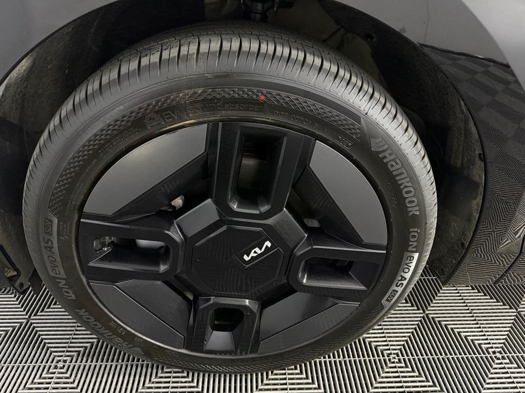 Used 2024 Pebble Kia GT-Line image 12