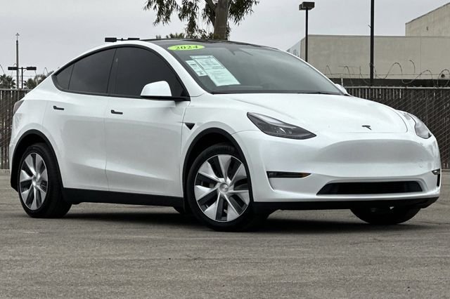 Used 2024 Tesla Model Y Long Range with VIN 7SAYGDEEXRF063764 for sale in Ventura, CA