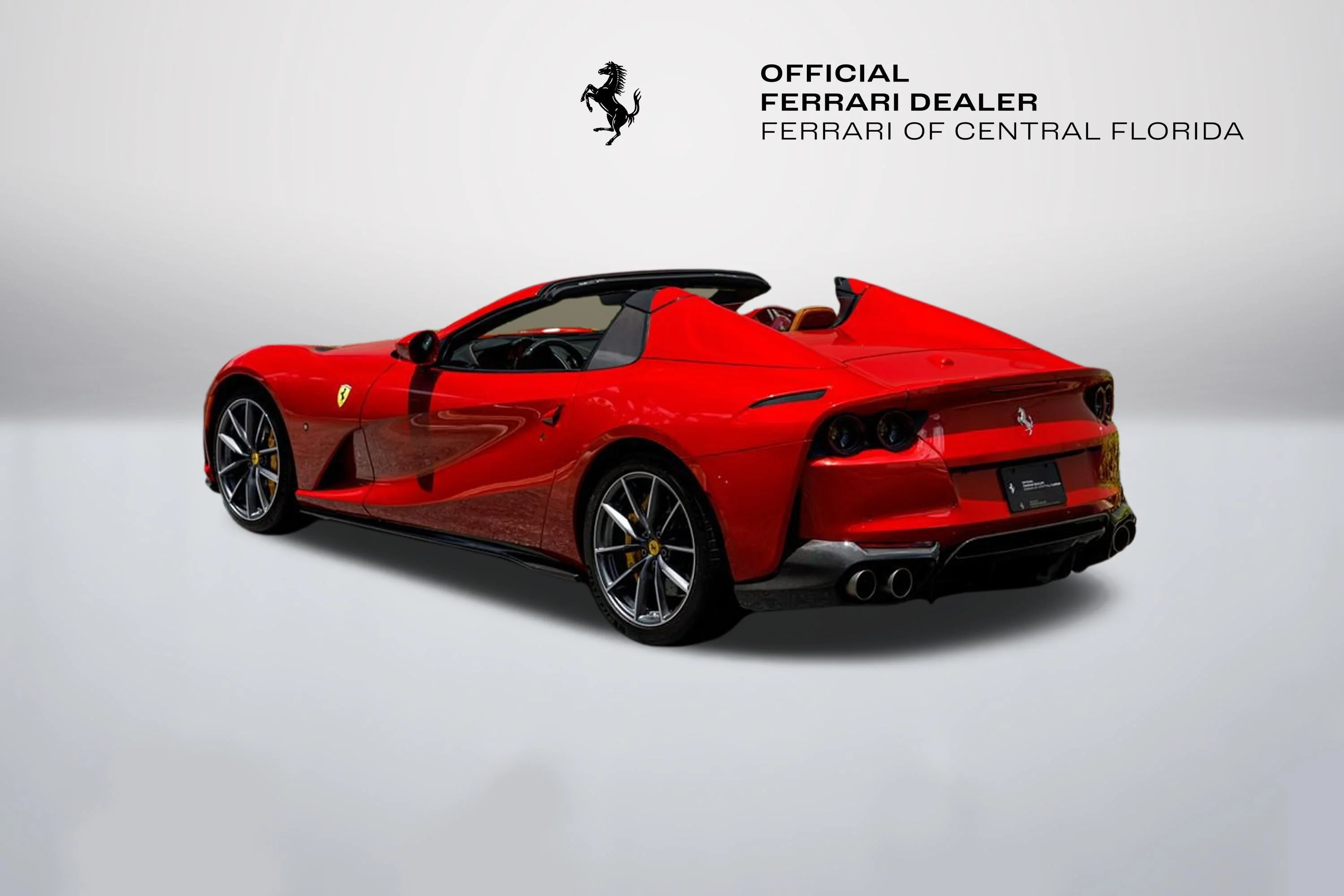 Used 2023 Rosso Berlinetta Ferrari  image 3