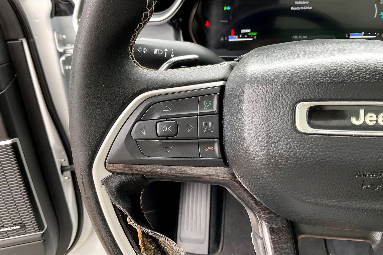 Used 2022 Bright White Clearcoat Jeep  image 21